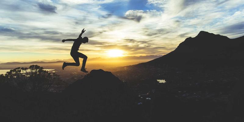 温州米兰工程案例深度剖析：现代美术馆如何通过声学与光影建材打造极致艺术体验